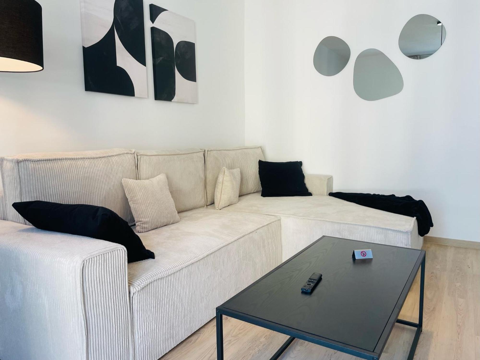 Lightplace • Design • Boxspring • Balkon • 2 Smart Tv •Innenstadt Брауншвейг Екстер'єр фото